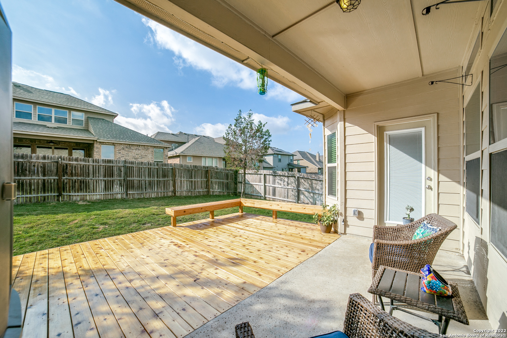 main property photo 23