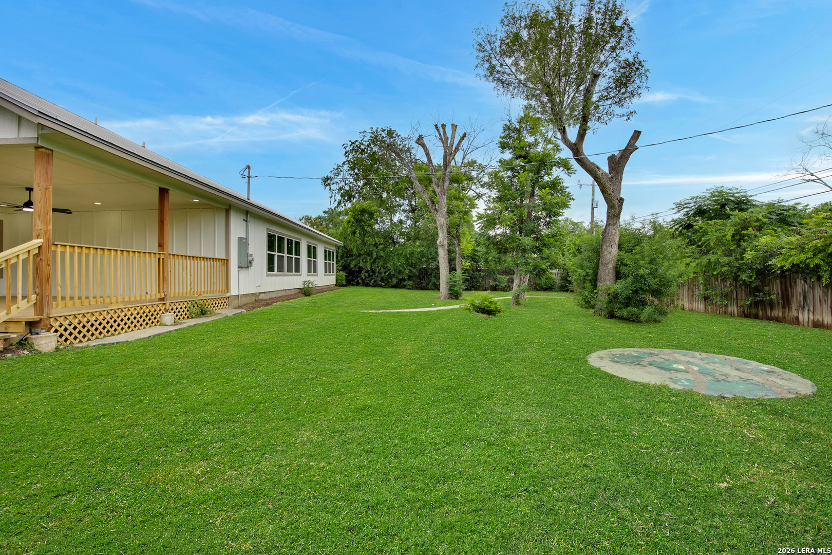 main property photo 33