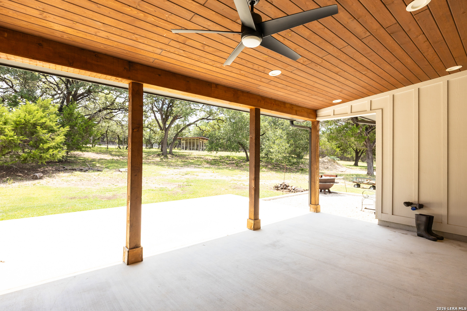 main property photo 44
