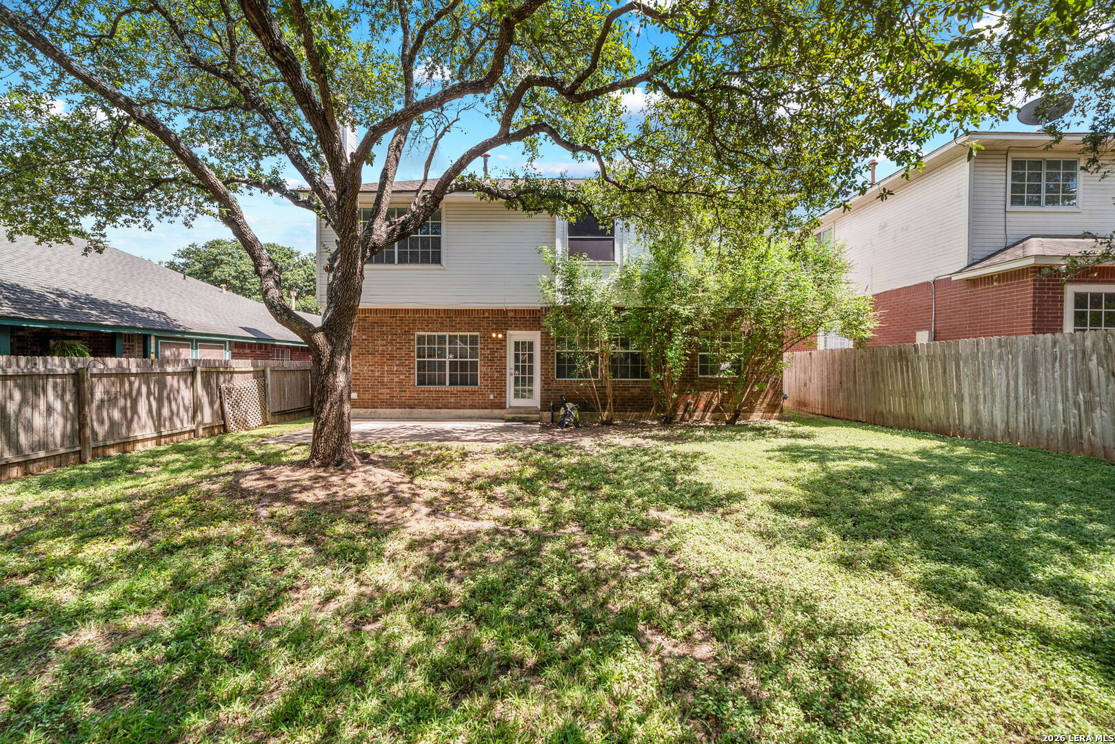 main property photo 33