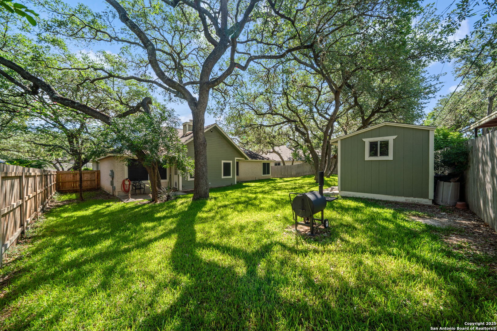 main property photo 26