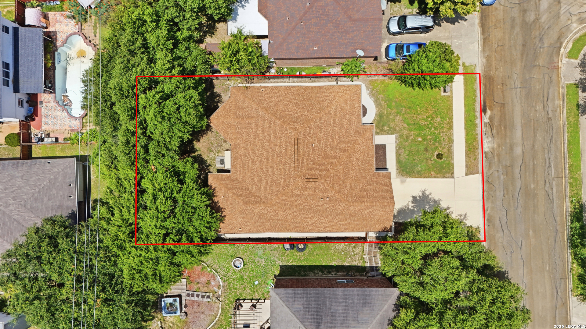 main property photo 33