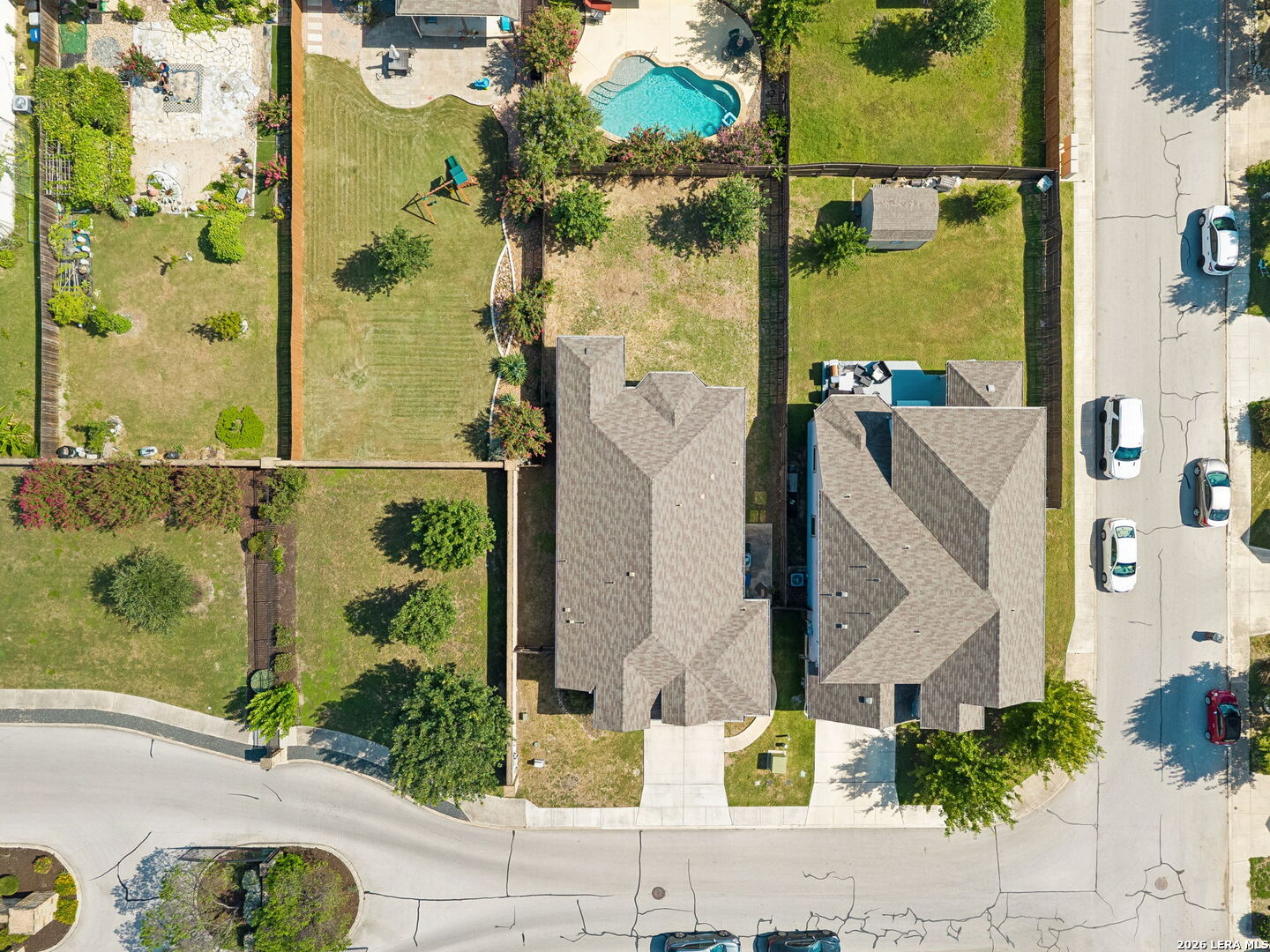 main property photo 36
