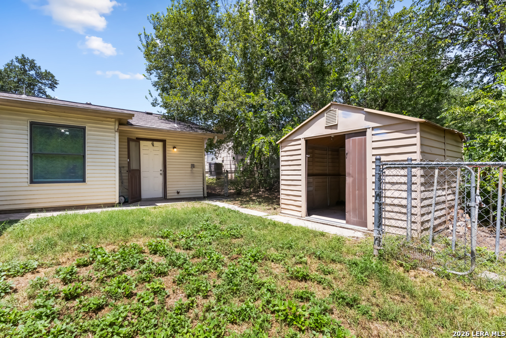 main property photo 22