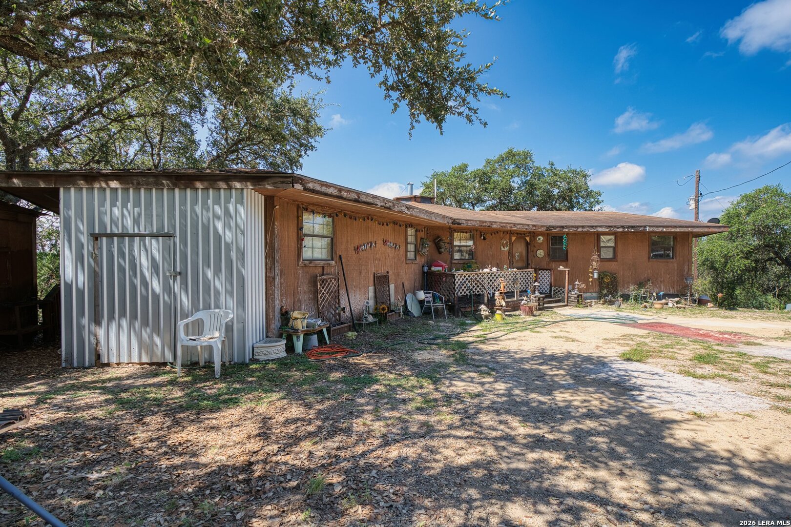 main property photo 31