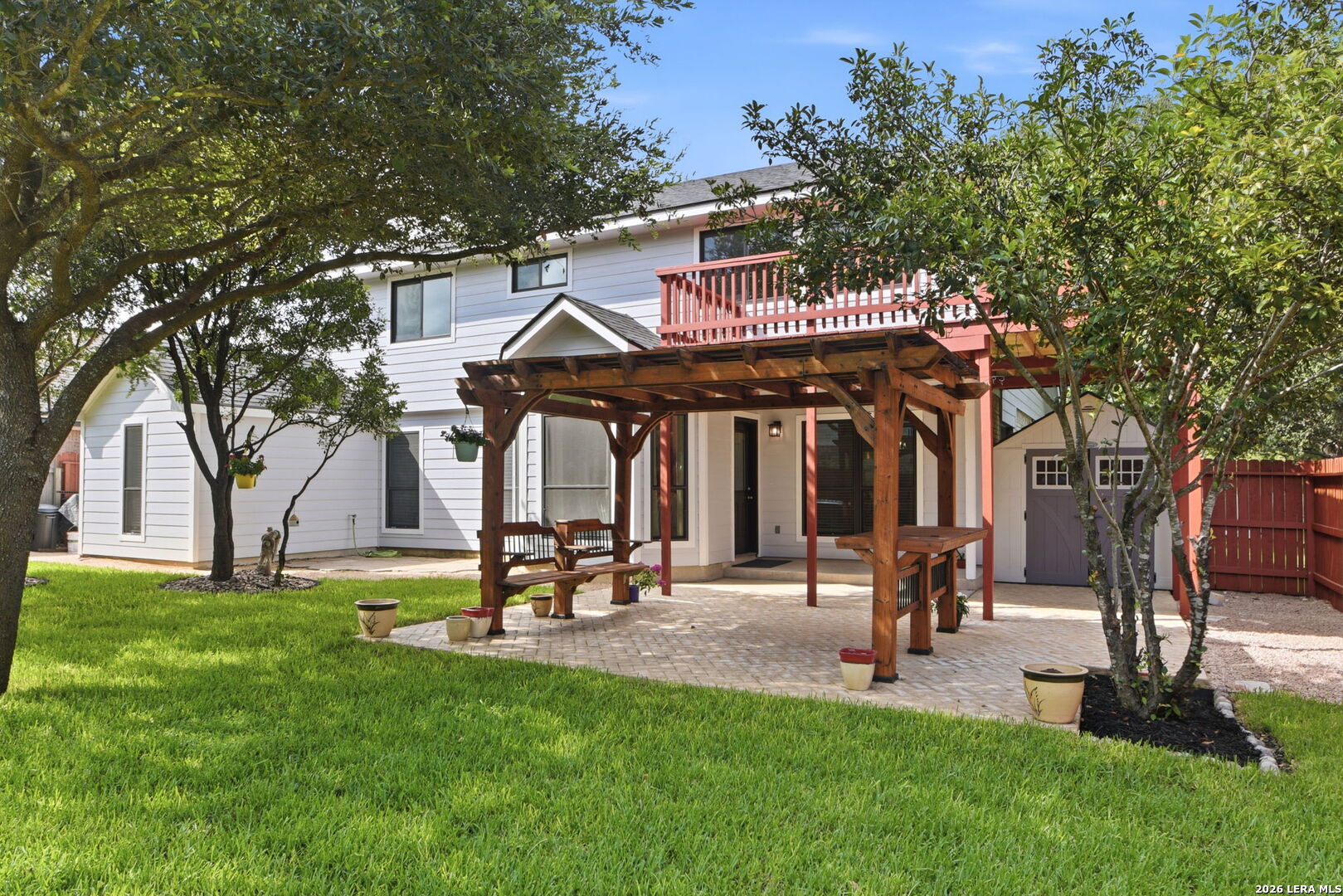 main property photo 11