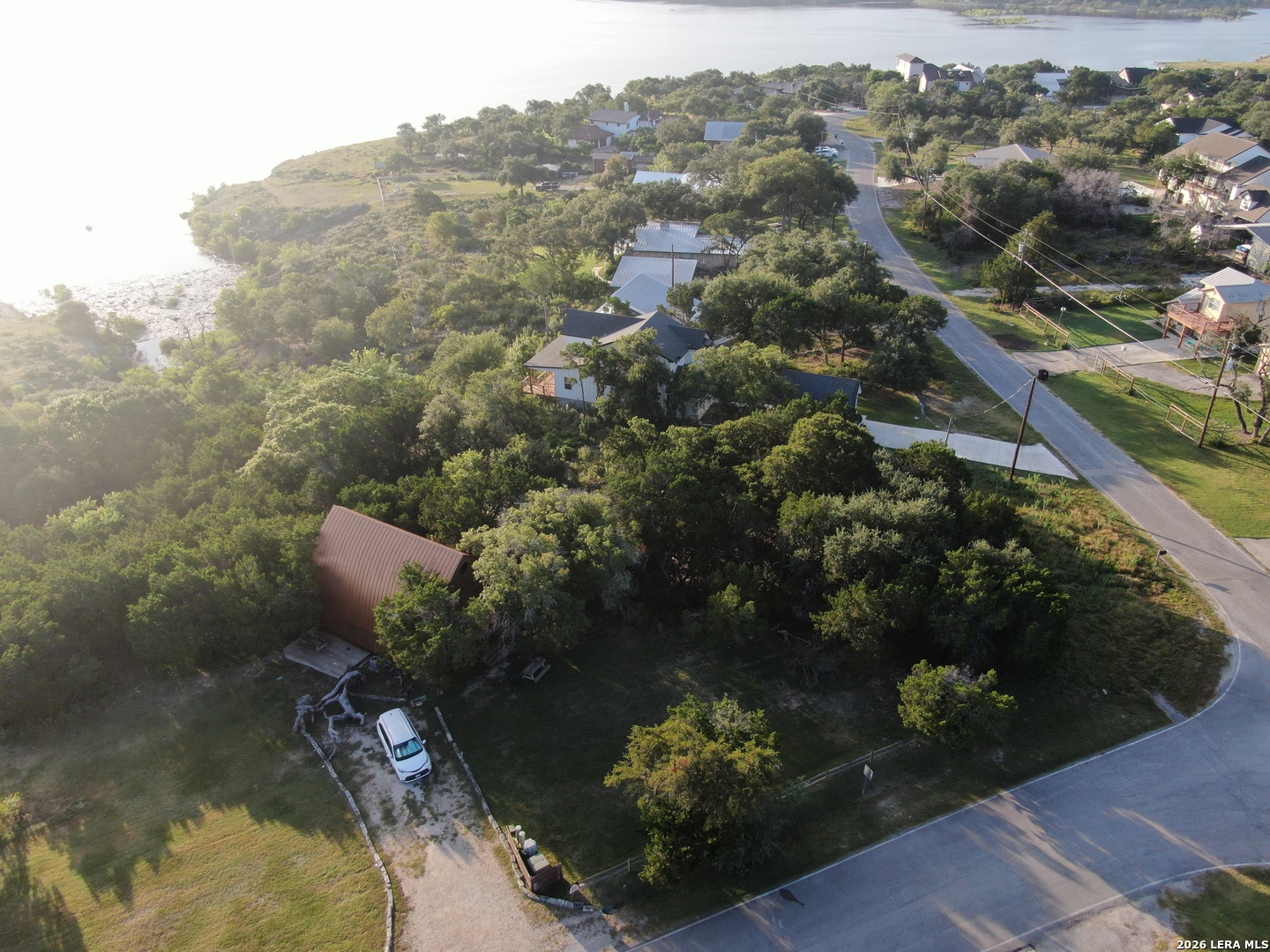main property photo 9
