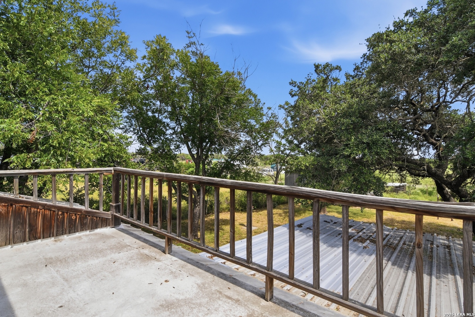 main property photo 23