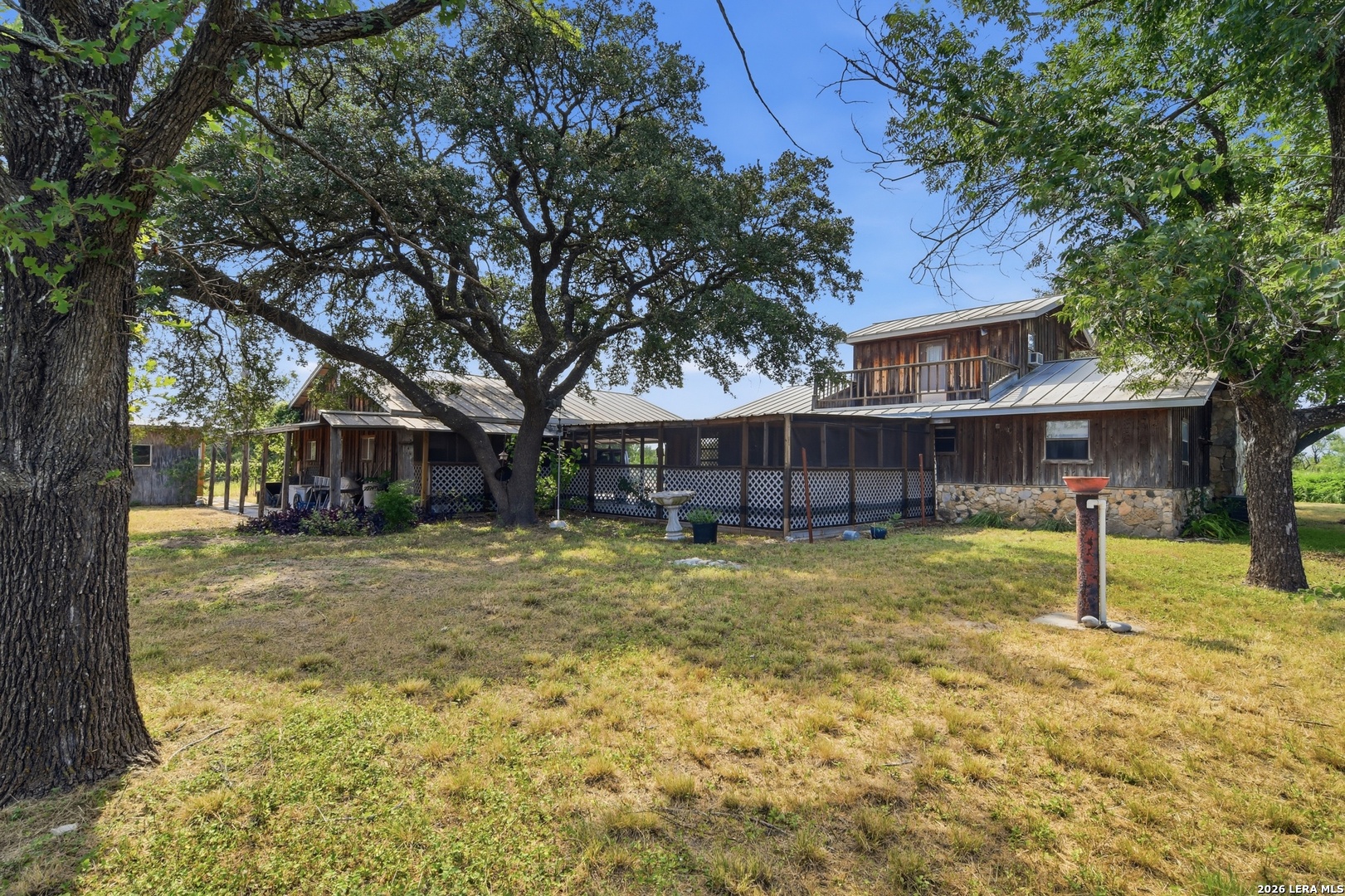 main property photo 37