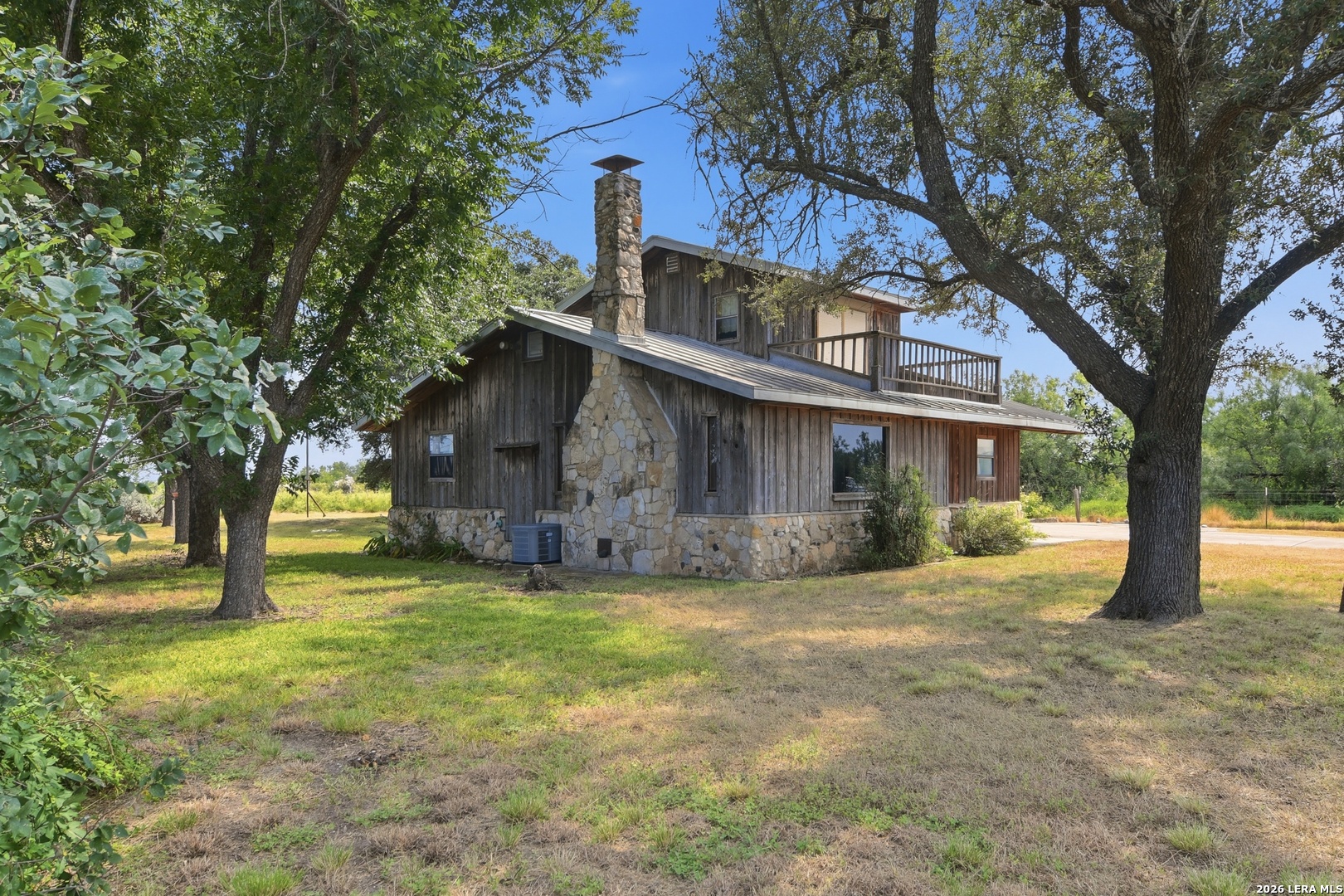 main property photo 39