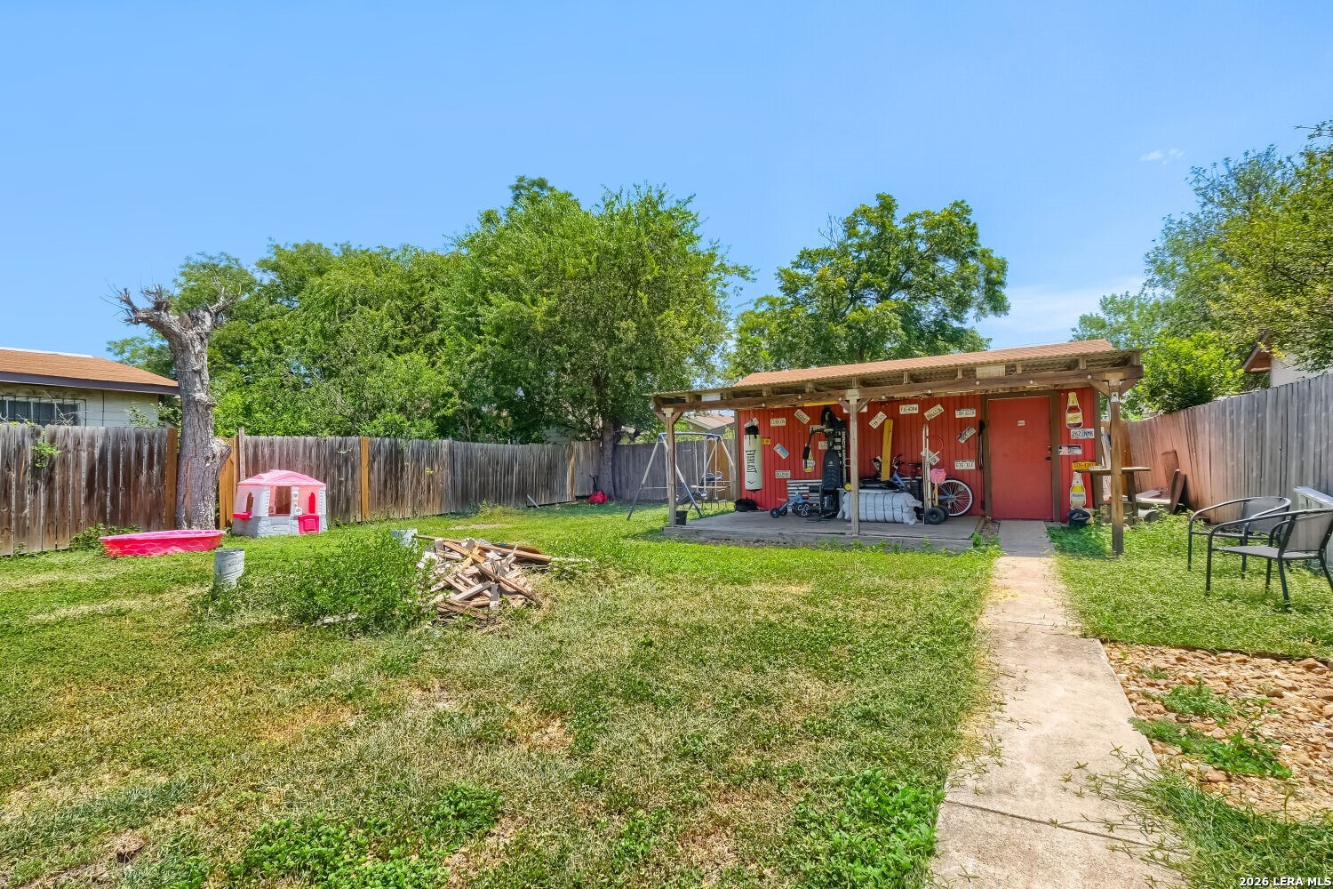 main property photo 20