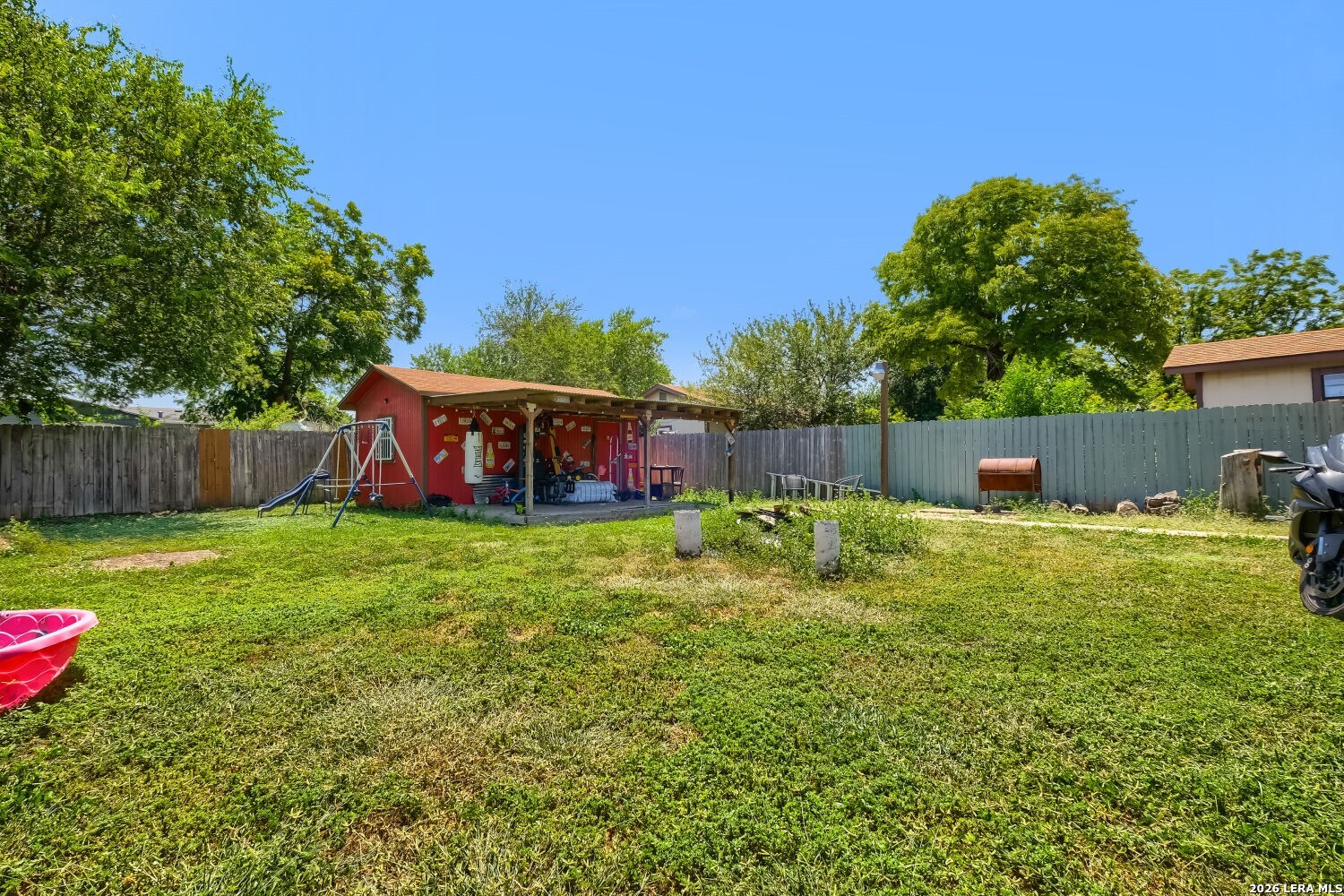 main property photo 21