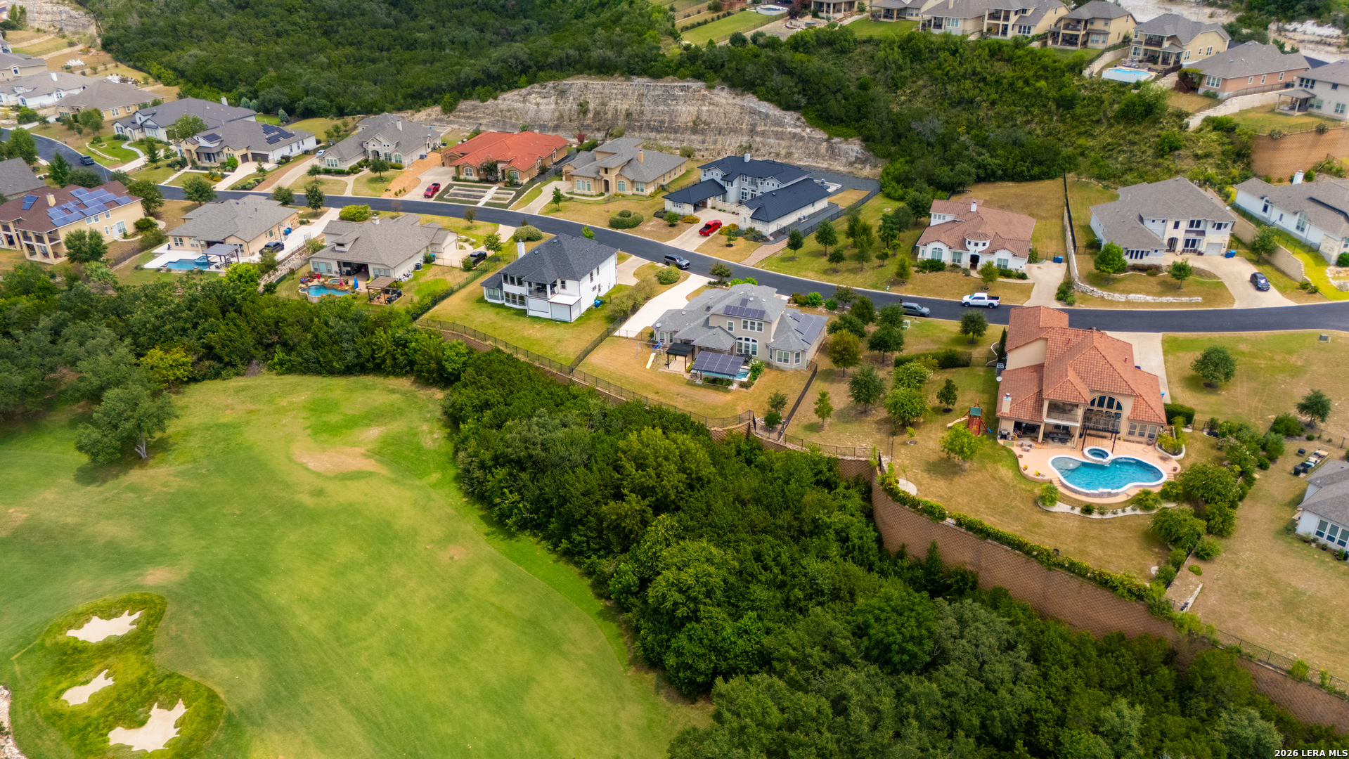 main property photo 41