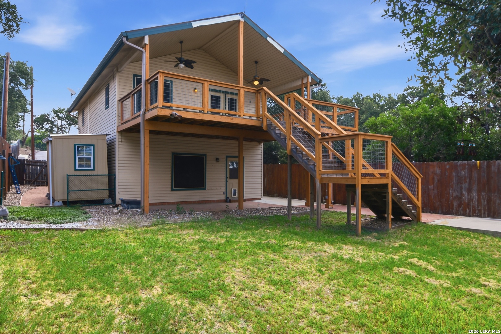 main property photo 32