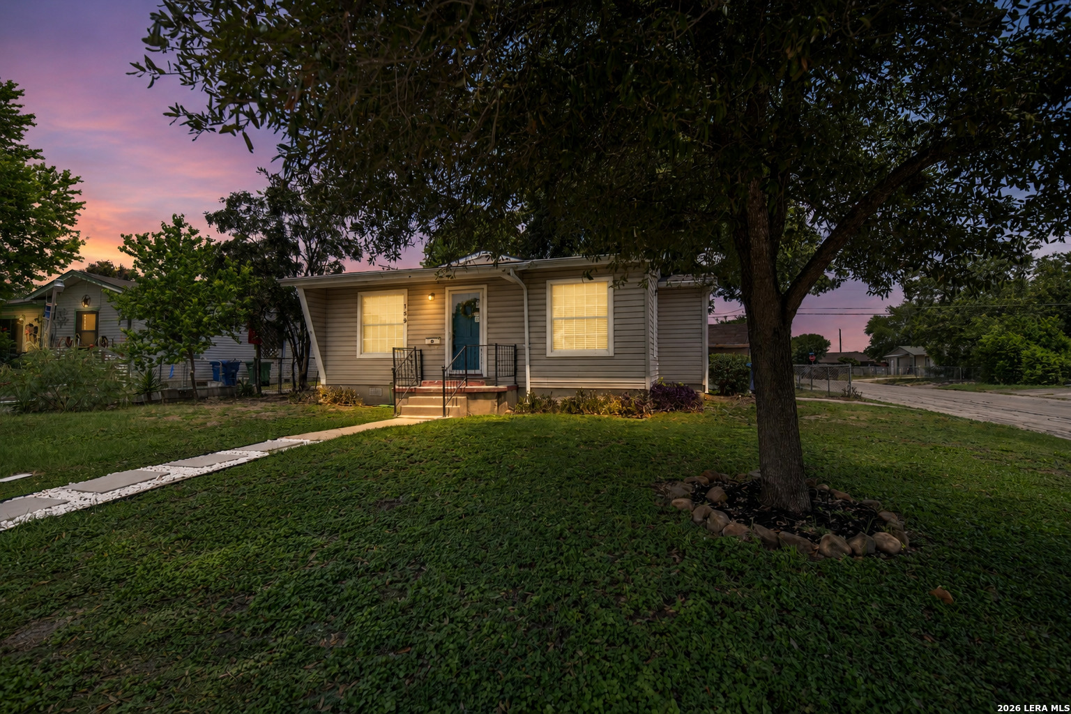 main property photo 2