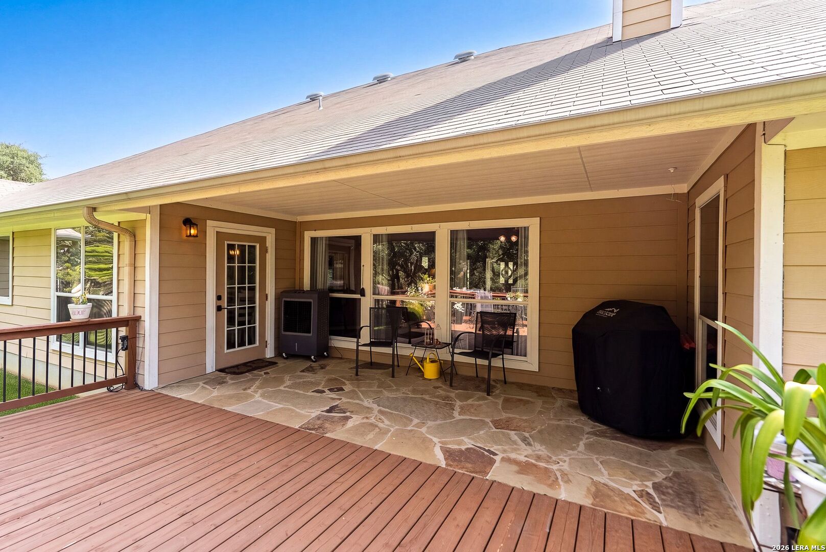main property photo 51