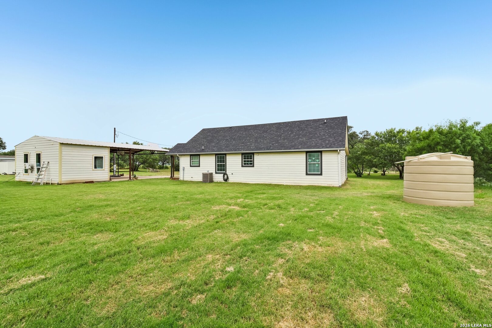 main property photo 43