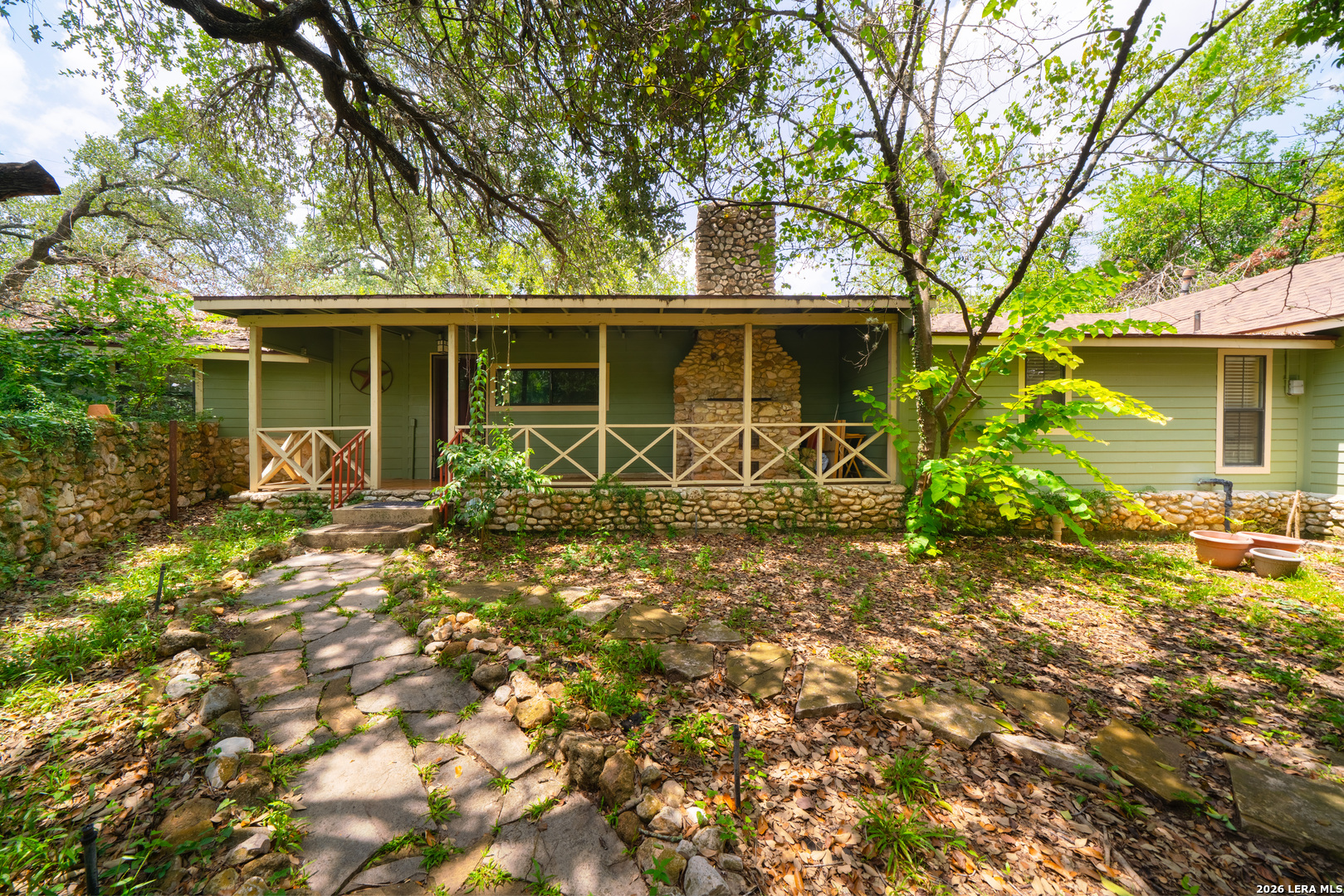 main property photo 36