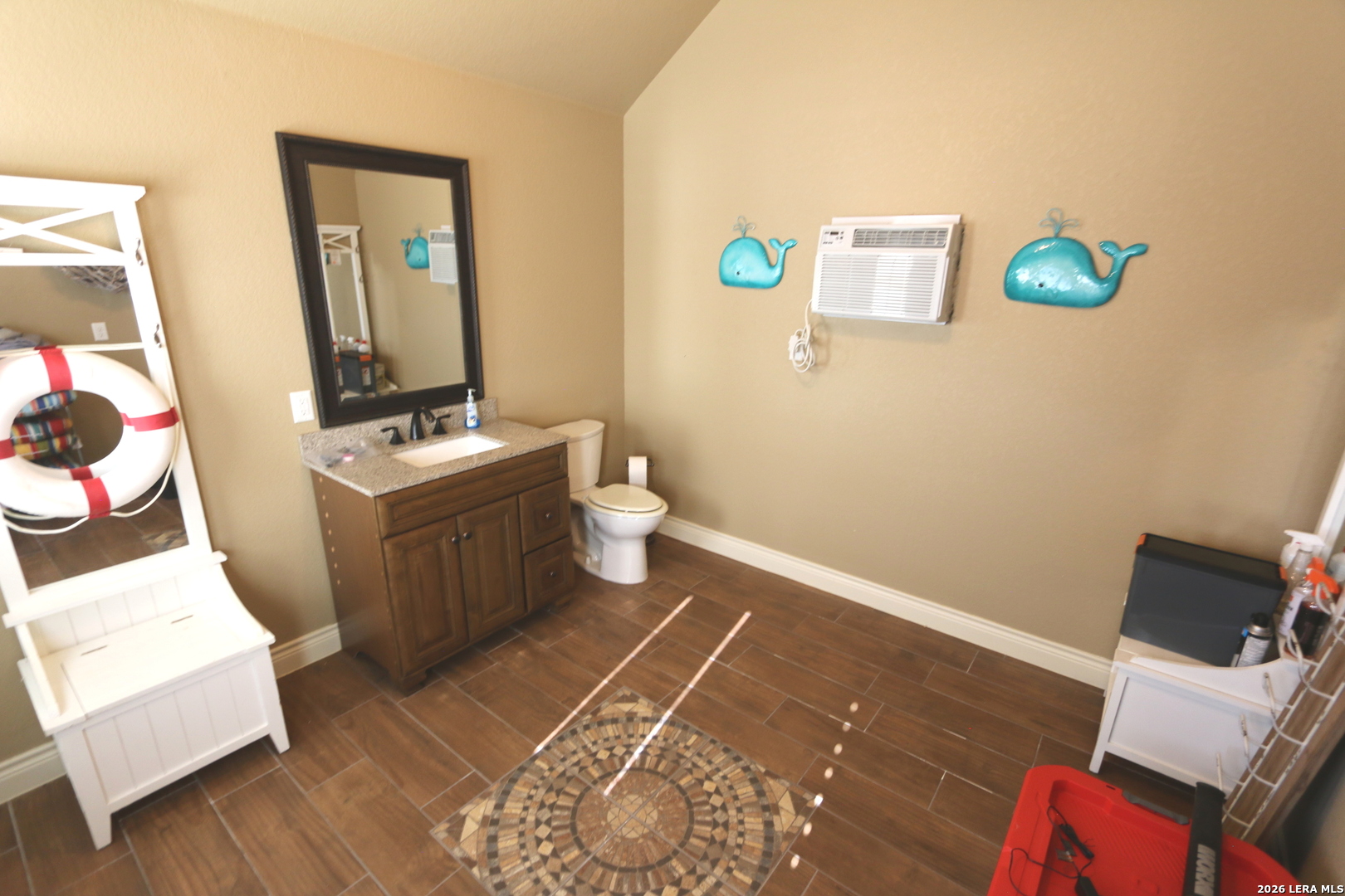 main property photo 107