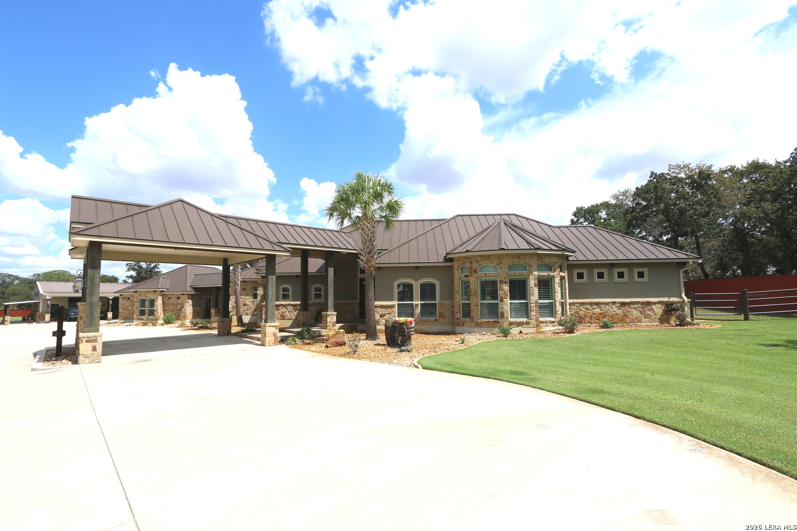 main property photo 120