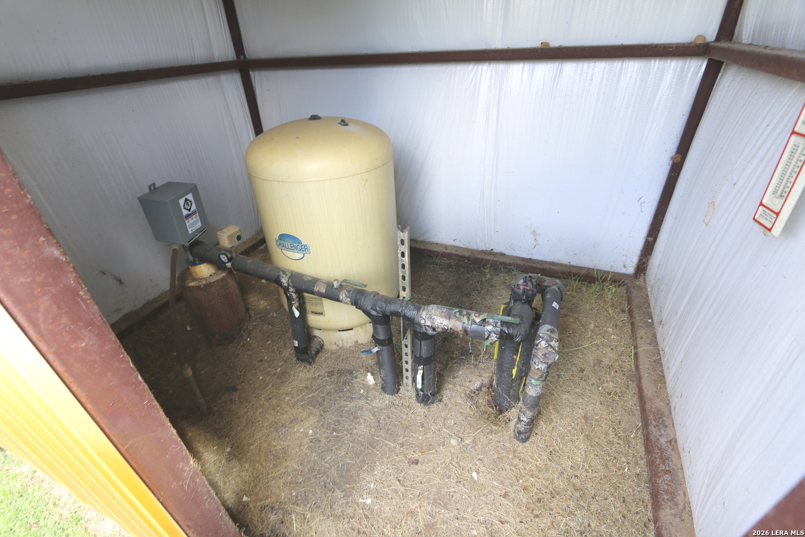 main property photo 123