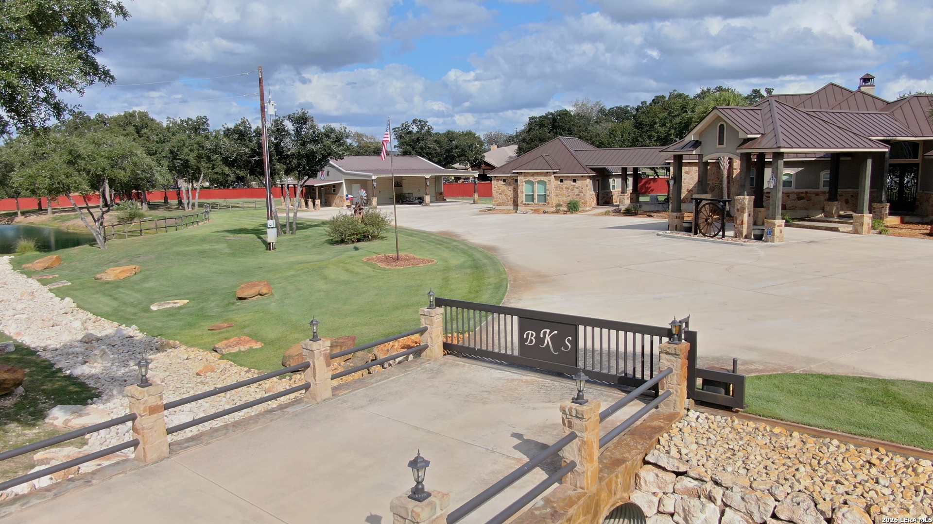 main property photo 135