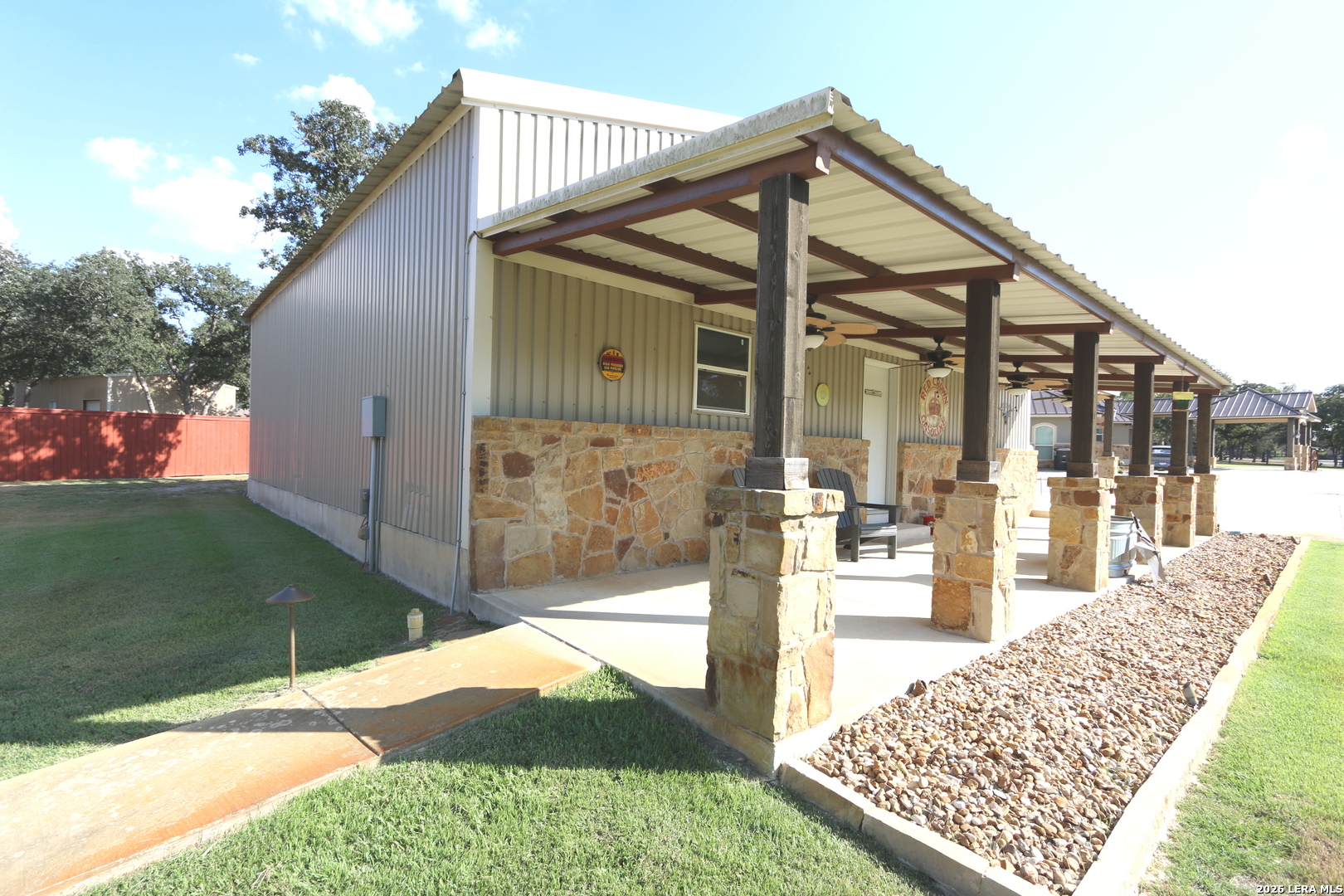 main property photo 91