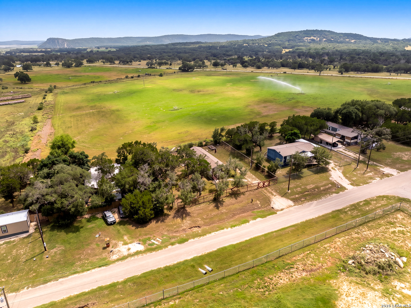 main property photo 25