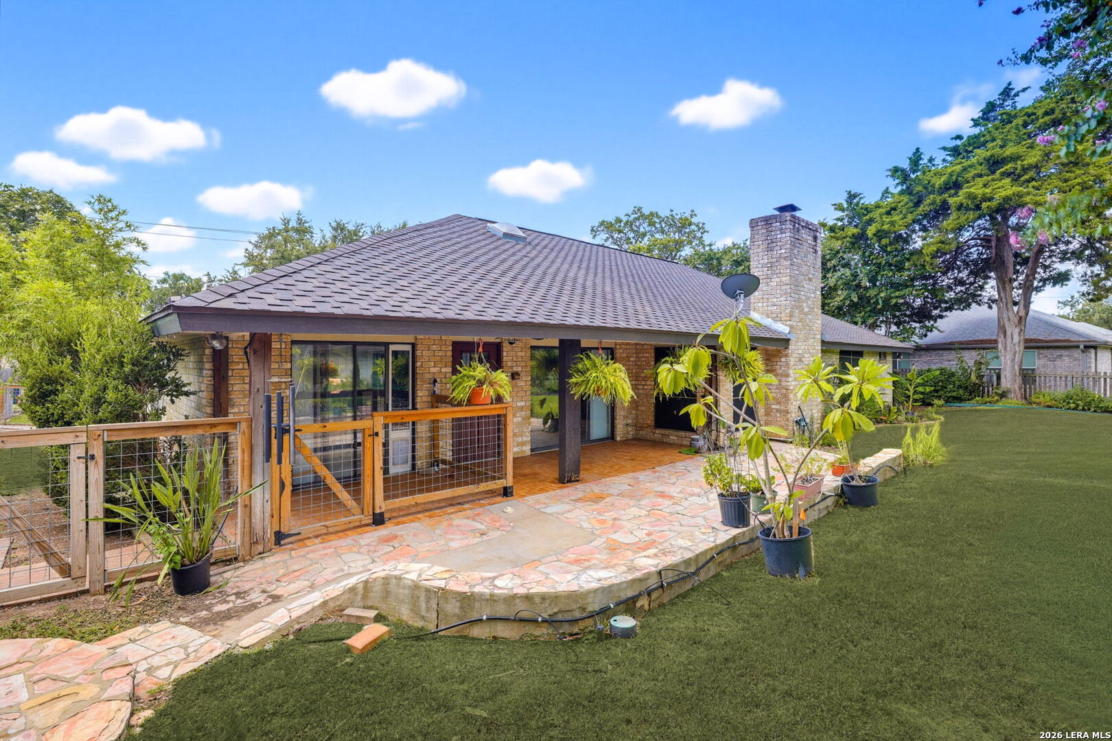 main property photo 37