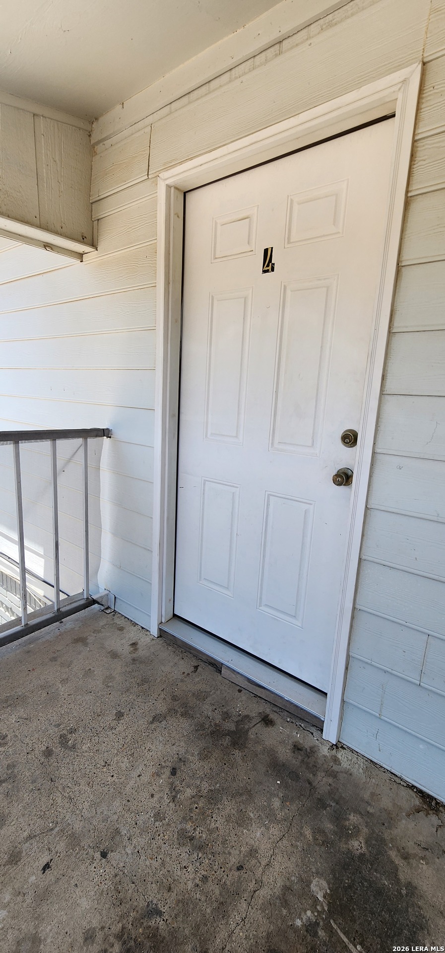 main property photo 17