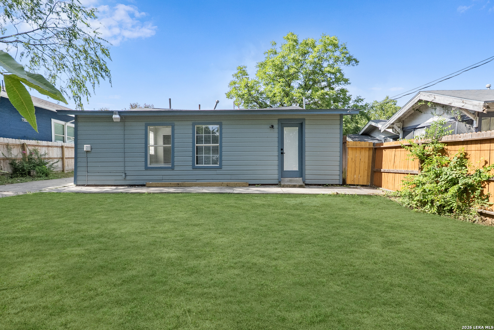 main property photo 21