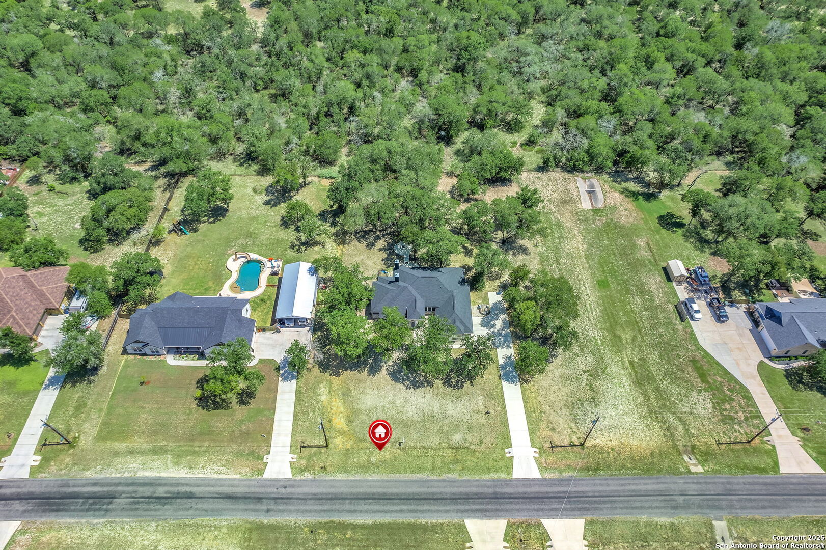 main property photo 42