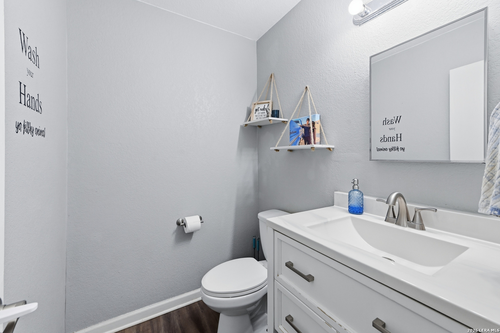 main property photo 13