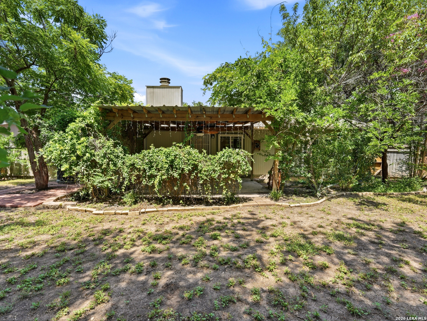 main property photo 33