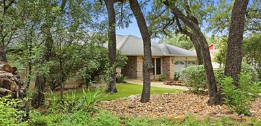 image of property with 4 Bed | 2 Bath | 2,363 Sqft