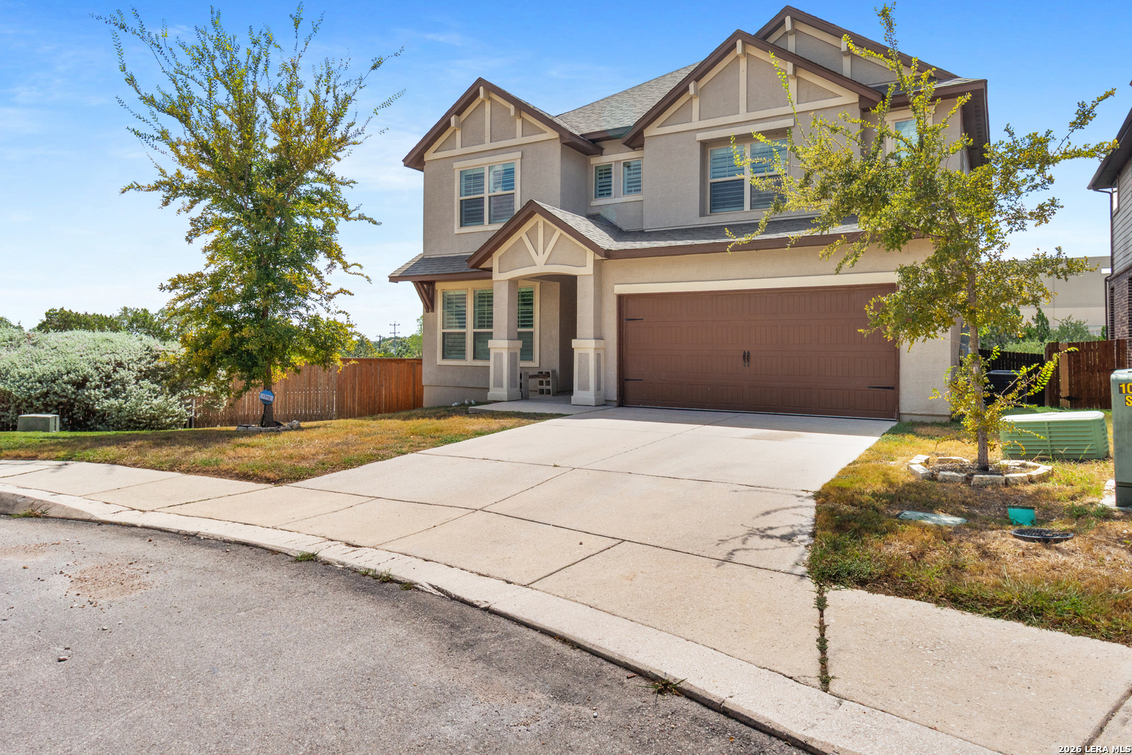 main property photo 4