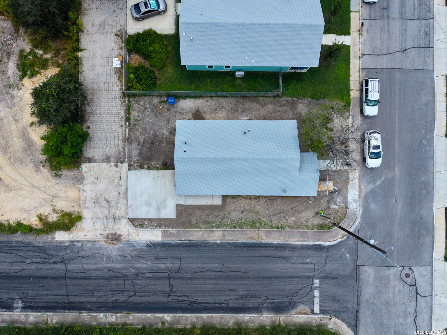 main property photo 13