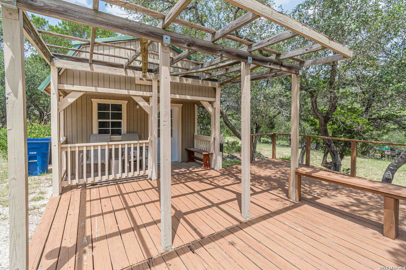 main property photo 41