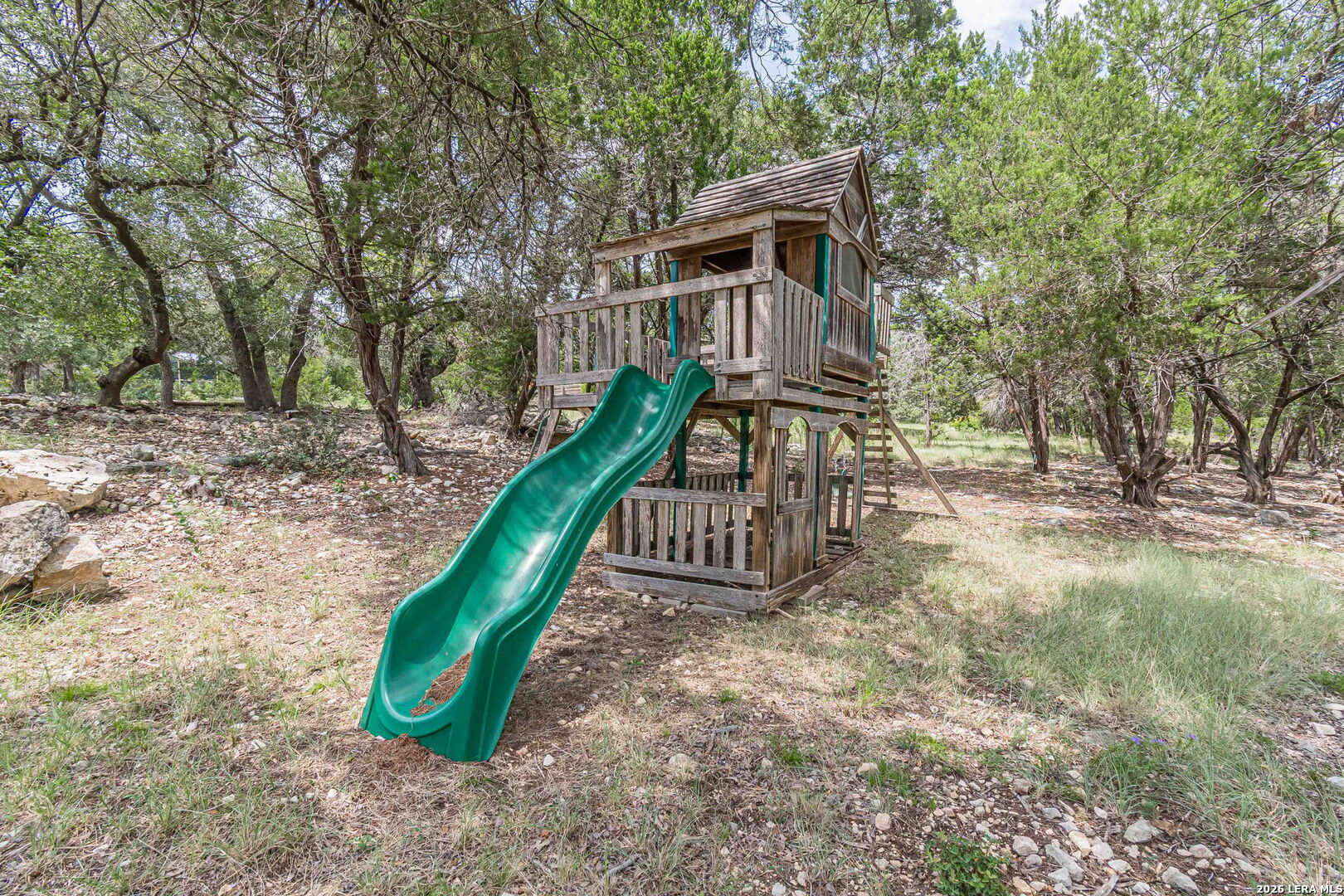 main property photo 49