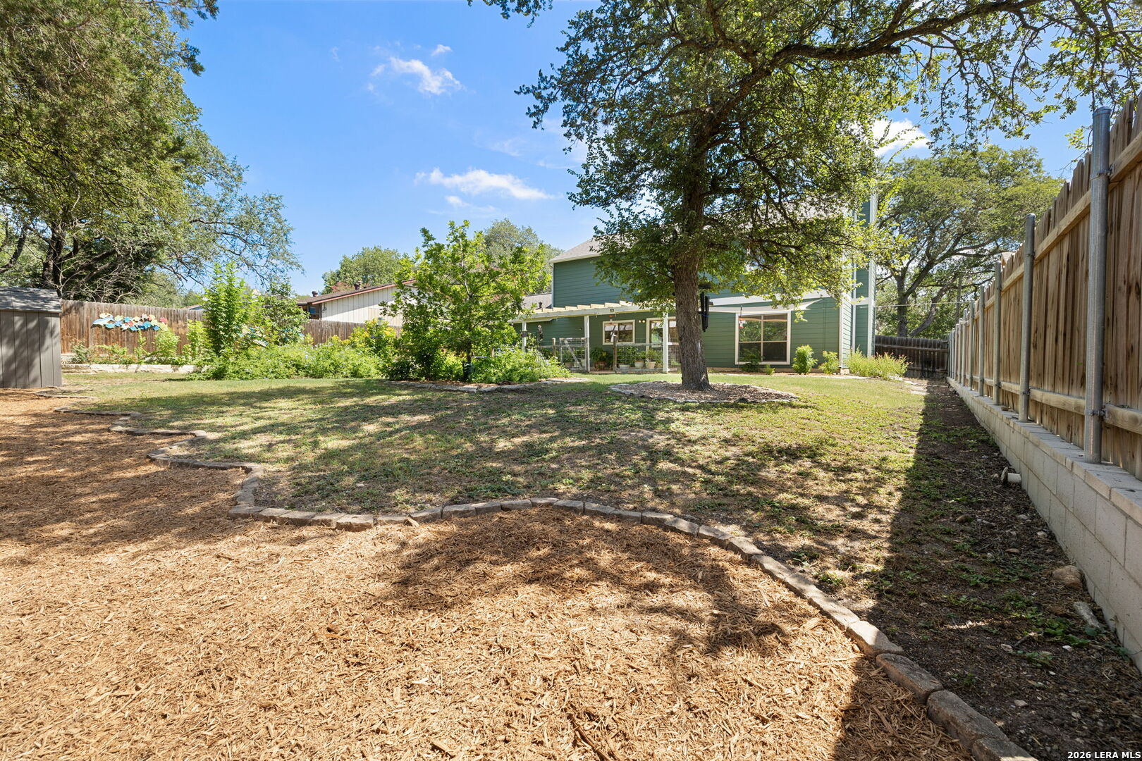 main property photo 32
