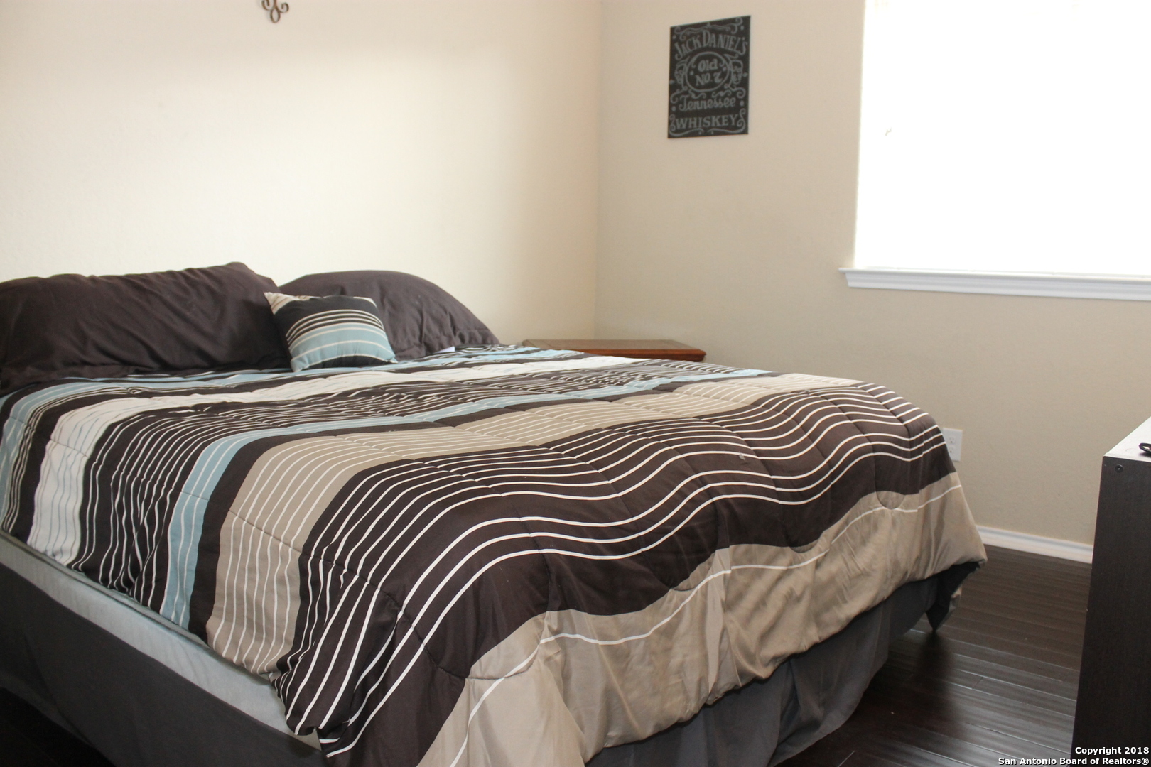 main property photo 15