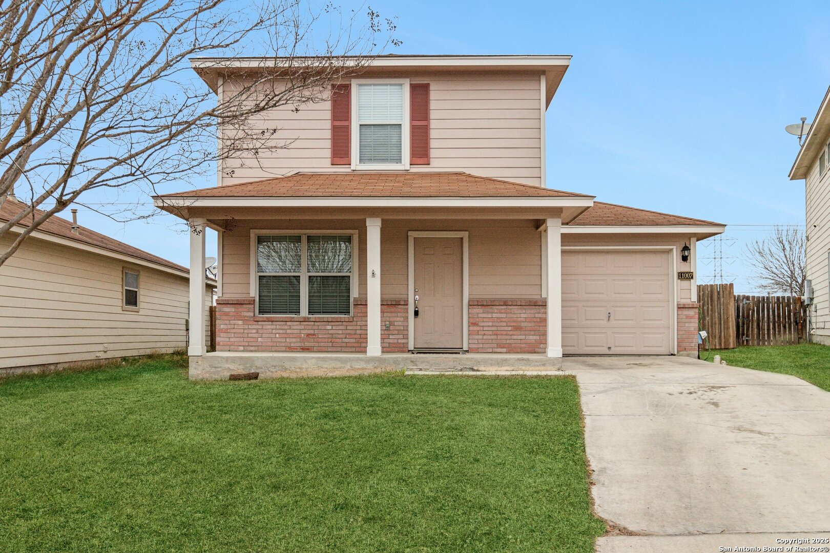 main property photo 29