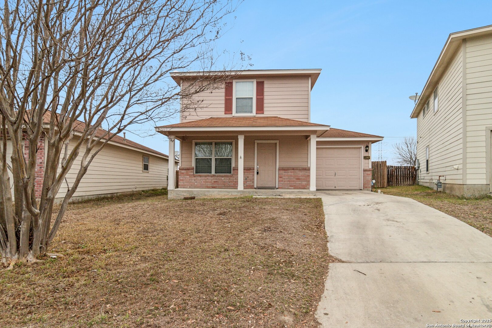 main property photo 3