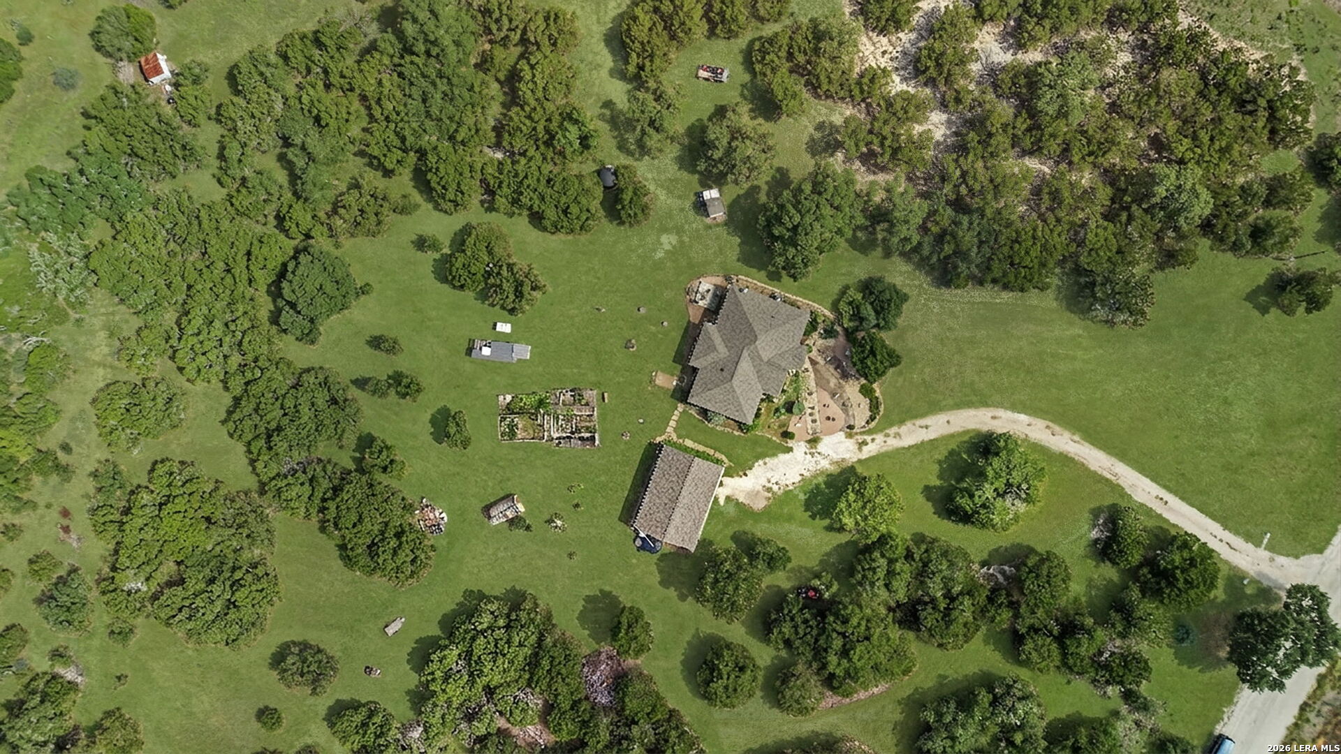 main property photo 49