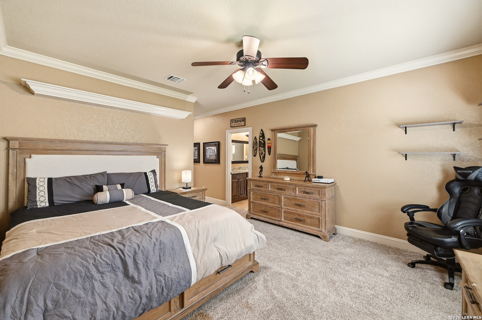 main property photo 67