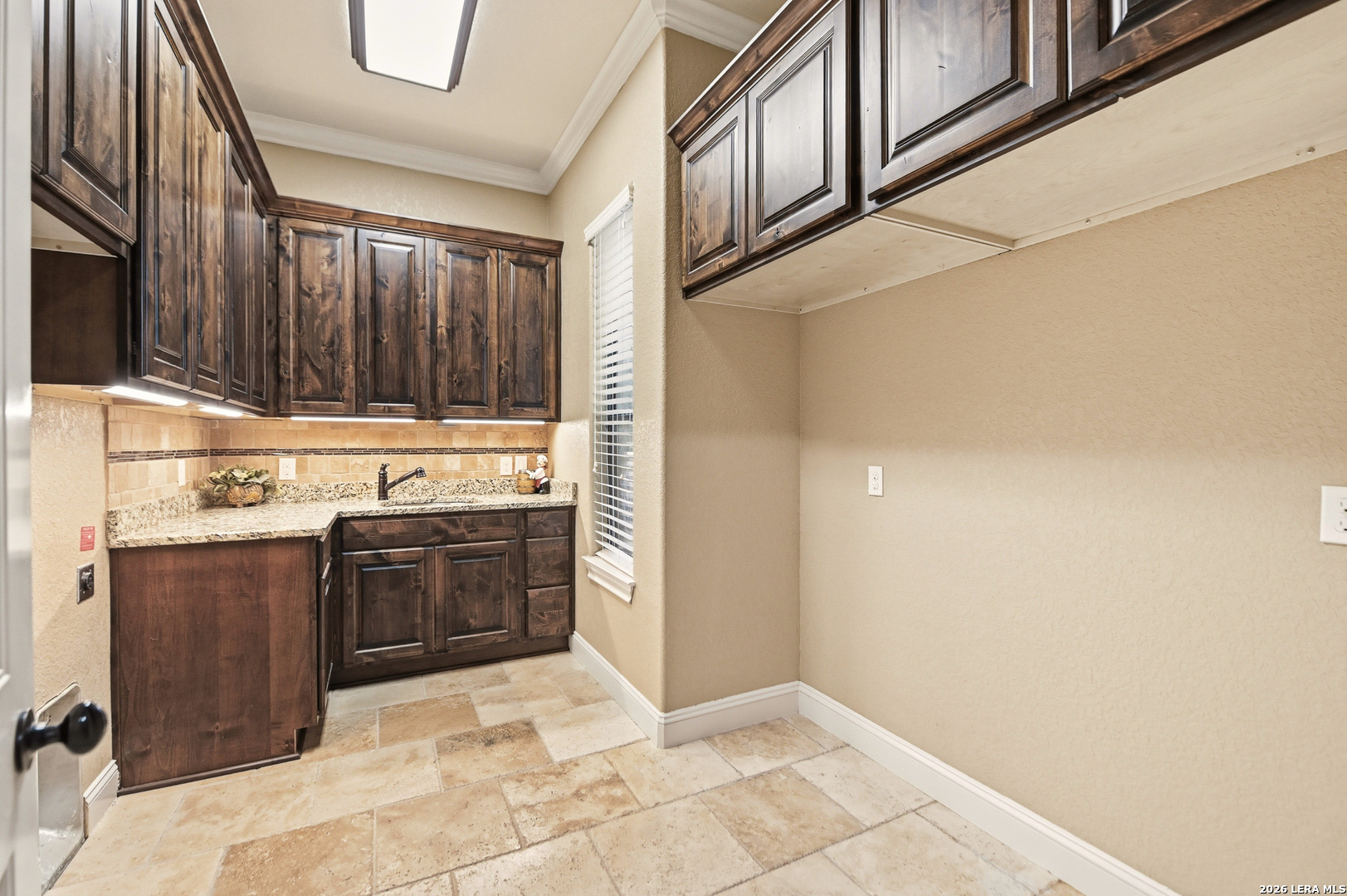 main property photo 75
