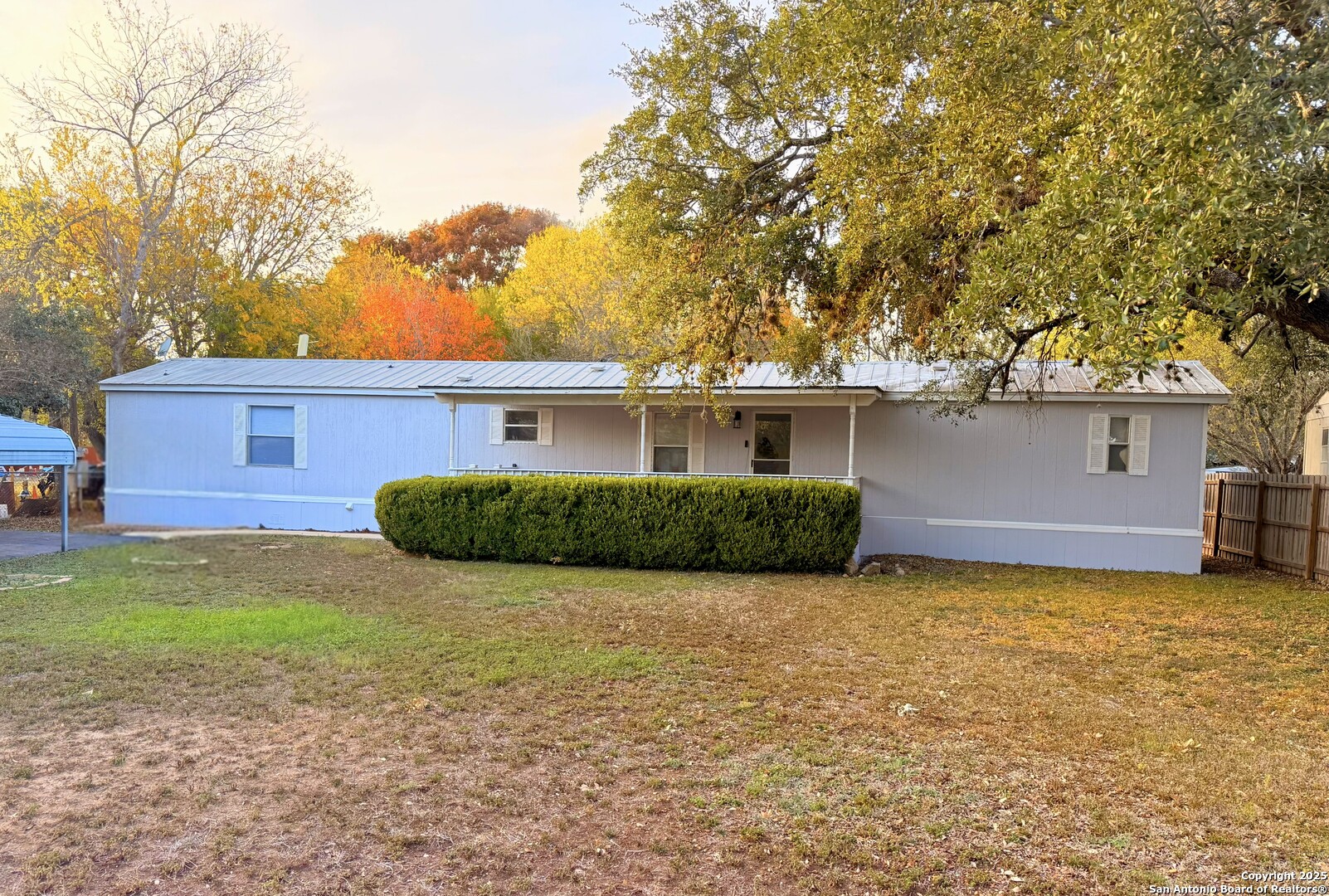 main property photo 27