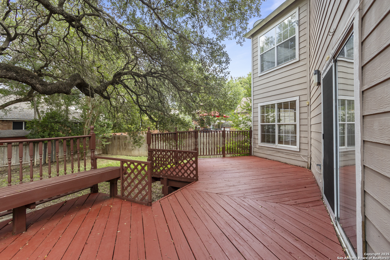 main property photo 35