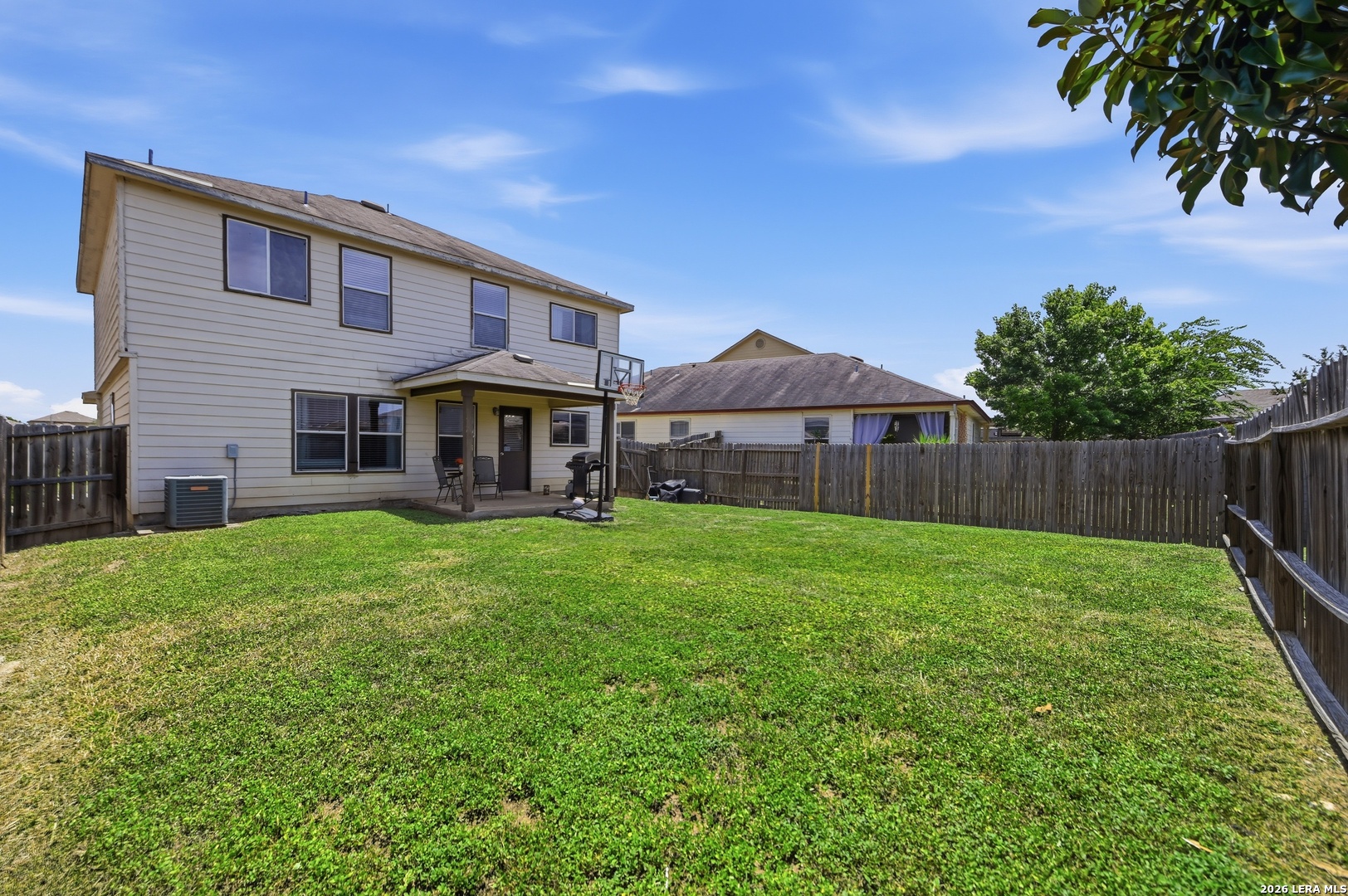main property photo 26