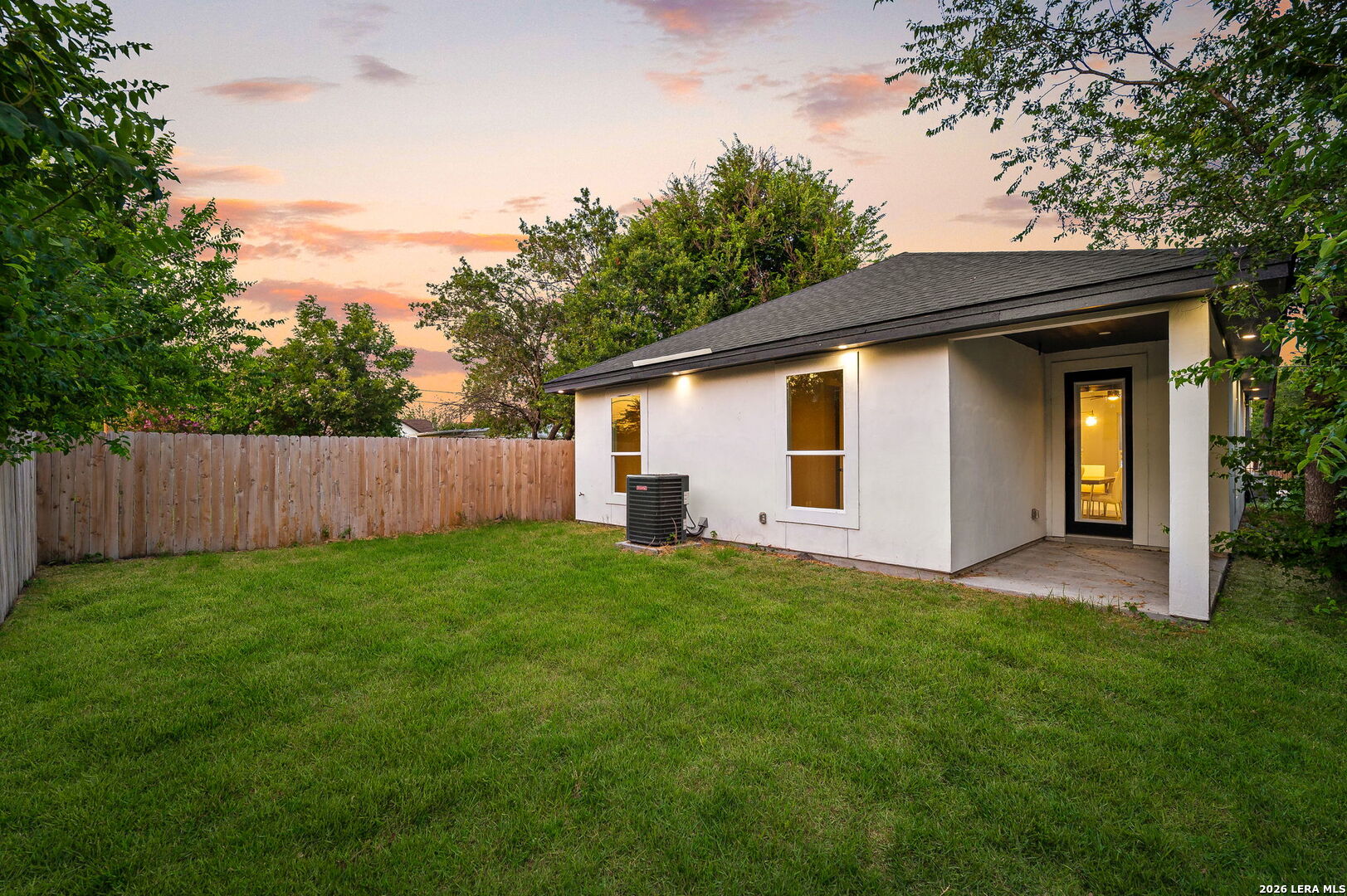 main property photo 22